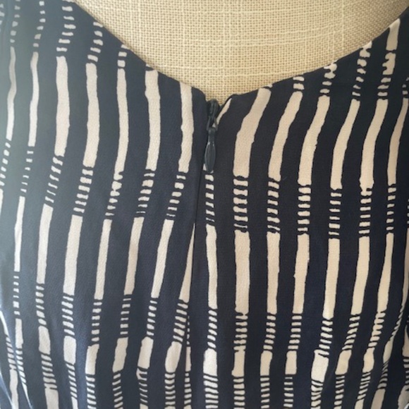 A.L.C. | 1100% Silk Open Back Solang Mini Dress | Elegant Layered Style | Size M - Picture 13 of 16